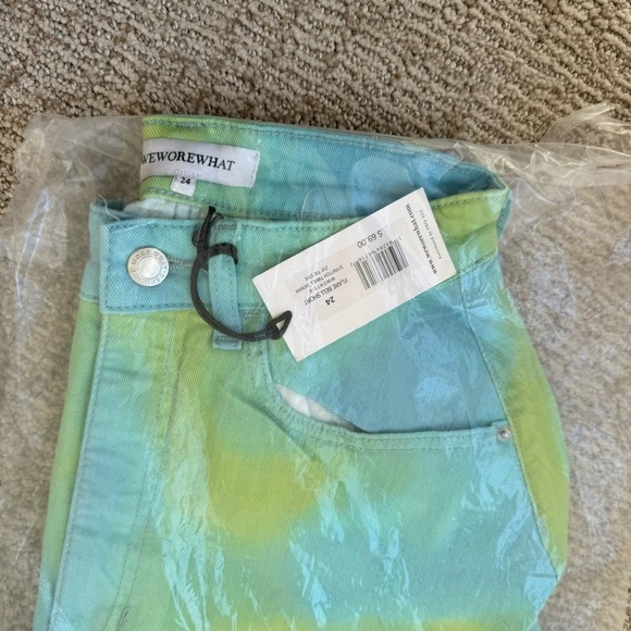 NWT Revolve WeWoreWhat Tie Dye Flare Bell Shorts - Picture 5 of 5